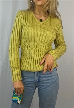 Vintage knit jumper in Yellow. 