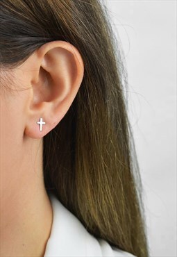 Women's Essential Crucifix Cross Stud Earring - Silver 