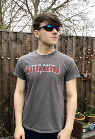SOUTH WALTON BUCCANEERS AMERICAN Y2K T-SHIRT