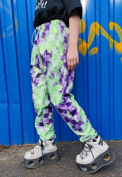 garment image
