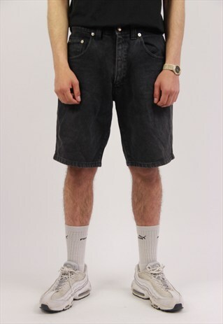 VINTAGE BLACK DENIM SHORTS