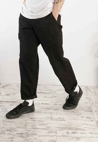 DICKIES CARGO COMBAT TROUSERS IN BLACK X465