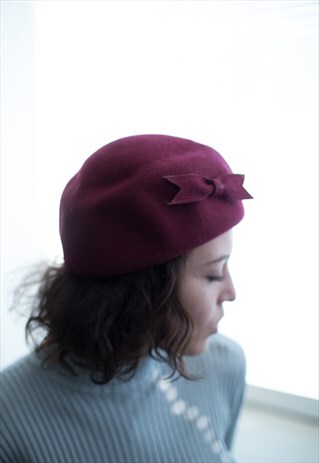VINTAGE 60'S CHERRY RED WOOL BOW HAT