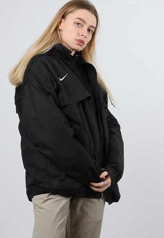 VINTAGE NIKE MEDIUM BLACK LIGHTWEIGHT JACKET