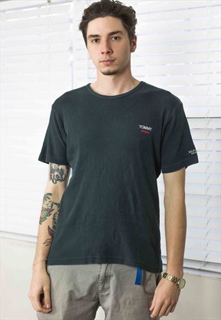 VINTAGE TOMMY HILFIGER T-SHIRT LOGO 90S M 8.2