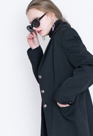 VINTAGE BLACK RETRO JACKET