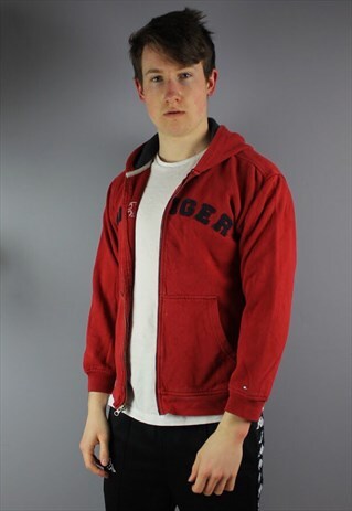 VINTAGE TOMMY HILFIGER HOODIE IN RED EMBROIDERED LOGO