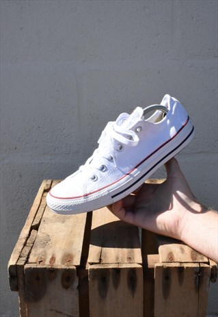IMMACULATE WHITE CONVERSE TRAINERS