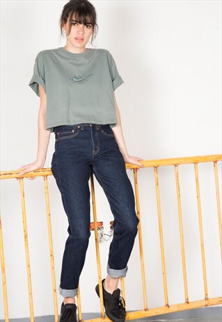 VINTAGE 80S NIKE CROP TOP /AVELINASREWORKS/ S0749