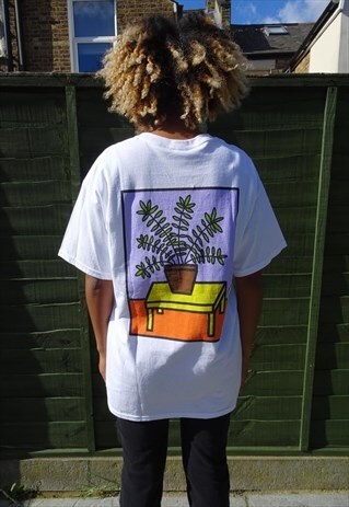 ILLUSTRATED BACK PRINT T-SHIRT