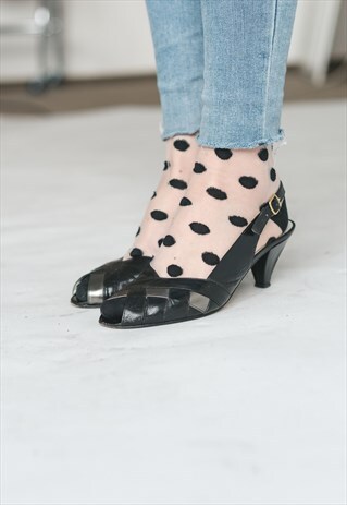 VINTAGE 80S CAGE LEATHER SANDALS