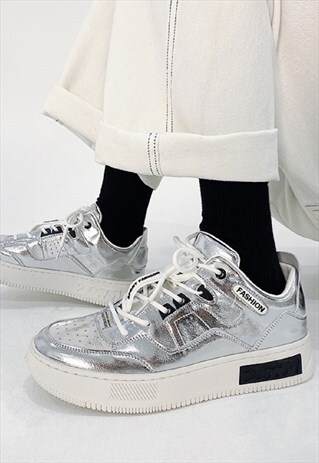 PLATFORM SNEAKERS HOLOGRAPHIC TRAINERS IN WHITE SILVER