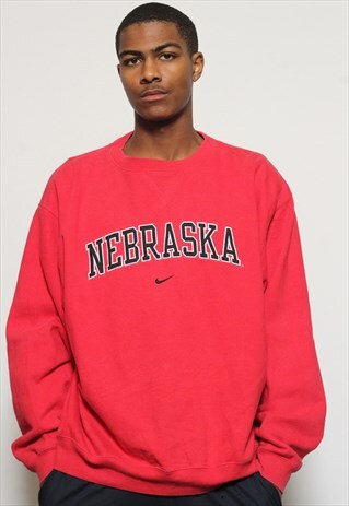VINTAGE NIKE LOGO SWEATSHIRT RED