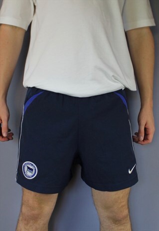 VINTAGE NIKE HERTHA BERLIN SHORTS IN NAVY WITH EMBROIDERED L
