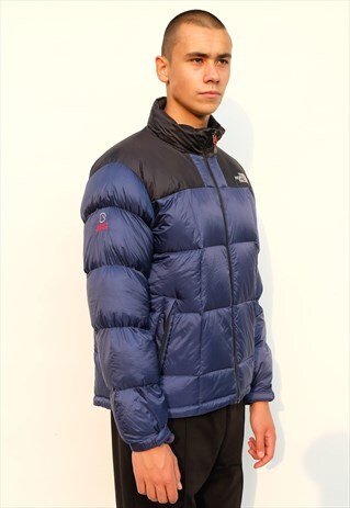 navy blue north face puffer jacket
