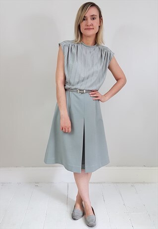 VINTAGE 70'S MUTED GREEN BOX PLEAT DRESS