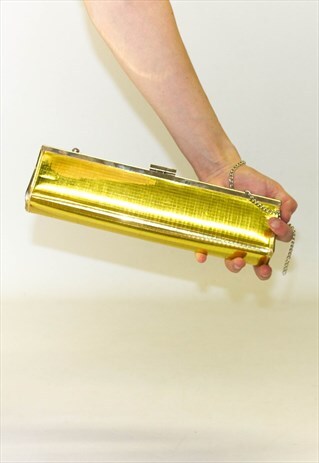 90'S METALLIC GOLD BOXY CHAINED CLUTCH