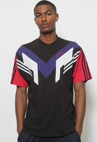 VINTAGE ADIDAS T-SHIRT