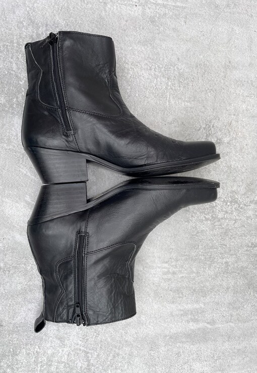 garment image