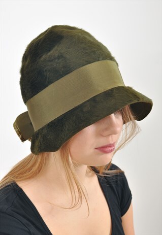 VINTAGE CLOCHE HAT IN GREEN