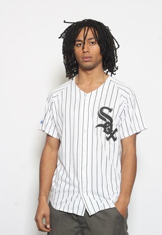 VINTAGE SOX BASEBALL JERSEY
