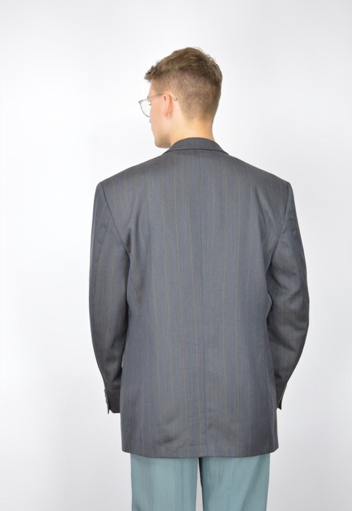 garment image