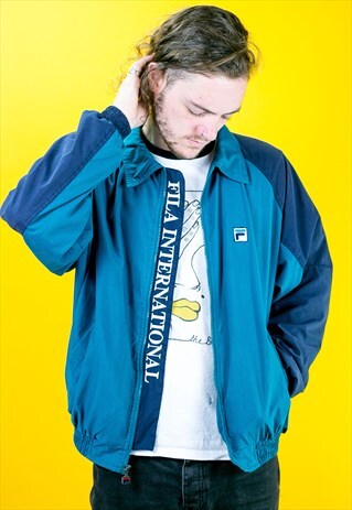 INTERNATIONAL PRELOVED RETRO SPORTS WINDBREAKER JACKET