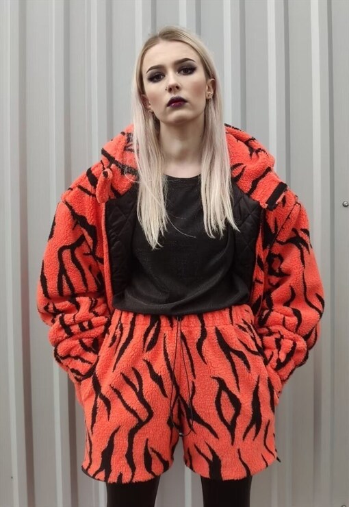 garment image