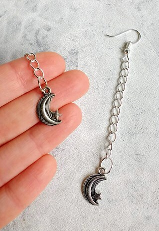 TEXTURED MOON DROP CHAIN EARRINGS