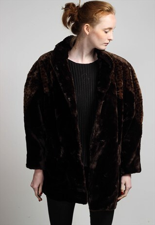 VINTAGE OVERSIZED FAUX FUR JACKET