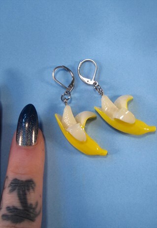 BANANA KITSCH FESTIVAL EARRINGS