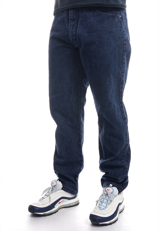 garment image
