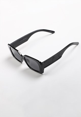 Rectangular oversized retro sunglasses- black 