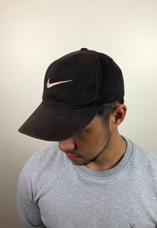 VINTAGE BLACK NIKE CAP