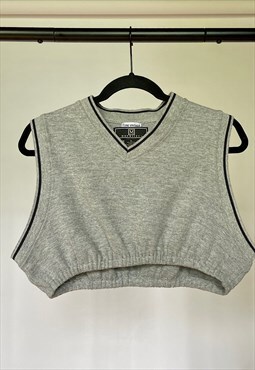 Vintage Y2K Gray Crop Sweater Vest (M/L) 