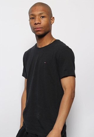 VINTAGE TOMMY HILFIGER LOGO T-SHIRT BLACK