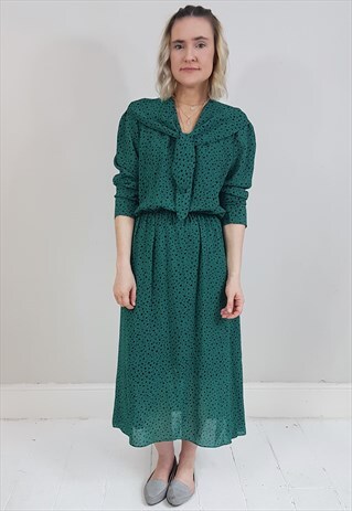 VINTAGE 80'S GREEN AND BLACK LIGHTWEIGHT SHEER DRESS