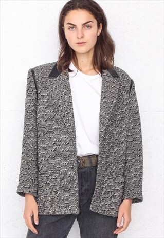 VINTAGE BLACK WHITE LILLIANE BURTY OVERSIZED JACKET