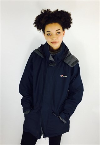 VINTAGE BERGHAUS GORE TEX WATERPROOF COAT