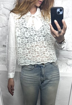 Vintage Beautiful White Lace Ruffle neck Blouse  - M 