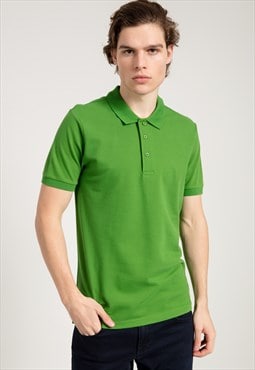 Polo Collared T-shirt in Green