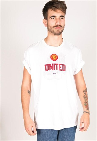 LAST UNIT SALE / VINTAGE 90S USA TSHIRT