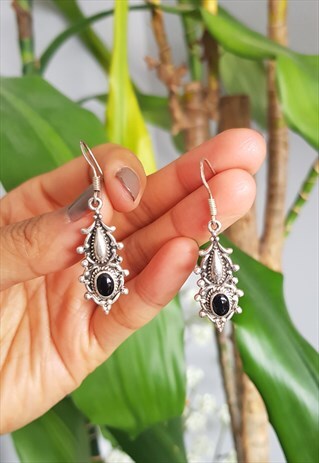 VINTAGE STERLING SILVER AND ONYX DROPLET EARRINGS
