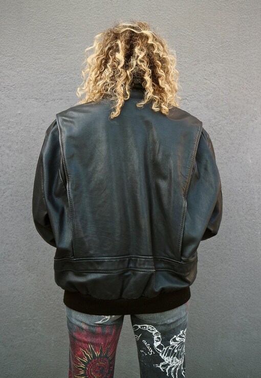 garment image