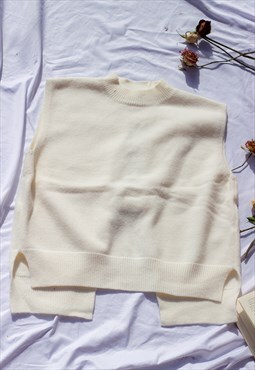 Cream Open Back Sleeveless Sweater Vest