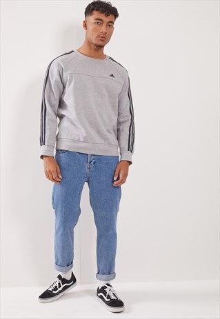 VINTAGE ADIDAS SWEATSHIRT