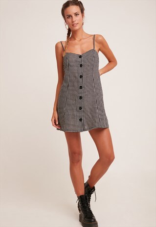 SUBDUED CHECKERED BUTTON-DOWN DRESS