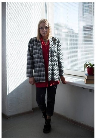 VINTAGE 80'S WHITE/BLACK CHECKED BLAZER