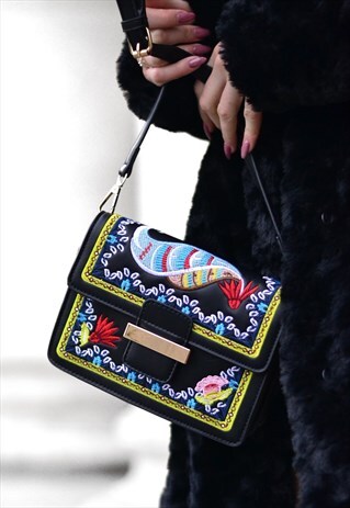 FLORAL EMBROIDERY CROSS BODY BAG