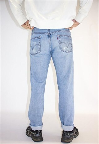 VINTAGE STONEWASH WORN IN LEVI'S JEANS